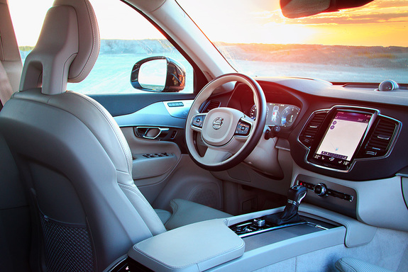 Volvo XC90: тест-драйв с Дмитрием Елизаровым 6 Volvo XC90: тест-драйв с Дмитрием Елизаровым 6