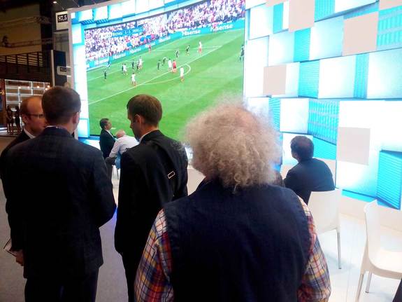 Футбол, селфи, борщ: Питерский экономический форум глазами бездельника 1 Футбол, селфи, борщ: Питерский экономический форум глазами бездельника 1