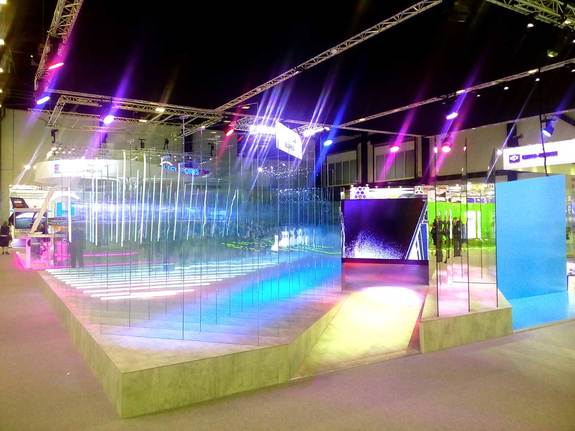 Футбол, селфи, борщ: Питерский экономический форум глазами бездельника 9 Футбол, селфи, борщ: Питерский экономический форум глазами бездельника 9