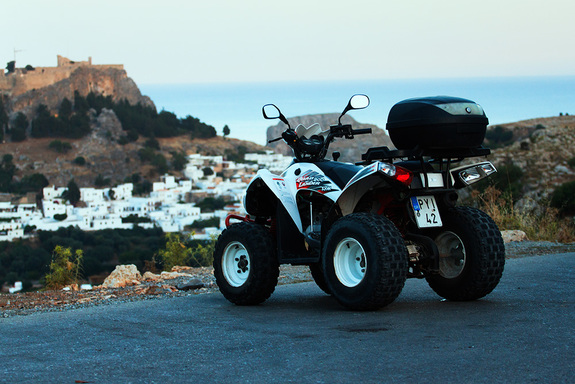 На квадроцикле по острову Родос: авто-лайфхак от Дмитрия Елизарова 8 На квадроцикле по острову Родос: авто-лайфхак от Дмитрия Елизарова 8