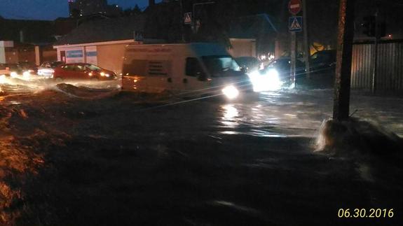 Ливень в Ростове привел к разрушениям и человеческим жертвам (фото) 2 Ливень в Ростове привел к разрушениям и человеческим жертвам (фото) 2