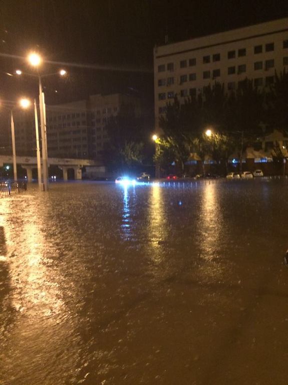 Ливень в Ростове привел к разрушениям и человеческим жертвам (фото) 6 Ливень в Ростове привел к разрушениям и человеческим жертвам (фото) 6