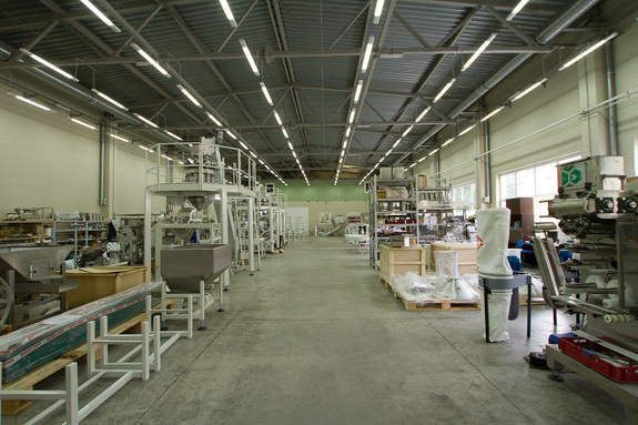 Фасовка, упаковка и пельмени с финиками. История завода «Сигнал-Пак». ФОТОРЕПОРТАЖ 2 Фасовка, упаковка и пельмени с финиками. История завода «Сигнал-Пак». ФОТОРЕПОРТАЖ 2