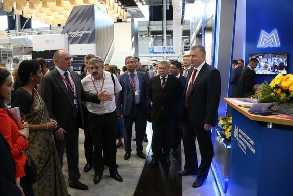 Индийские роботы и немецкое оборудование – в Челябинск. Первые итоги «Иннопром-2016» 5 Индийские роботы и немецкое оборудование – в Челябинск. Первые итоги «Иннопром-2016» 5