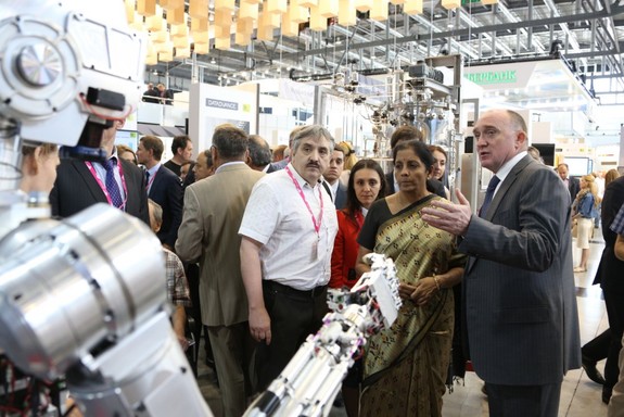 Индийские роботы и немецкое оборудование – в Челябинск. Первые итоги «Иннопром-2016» 6 Индийские роботы и немецкое оборудование – в Челябинск. Первые итоги «Иннопром-2016» 6