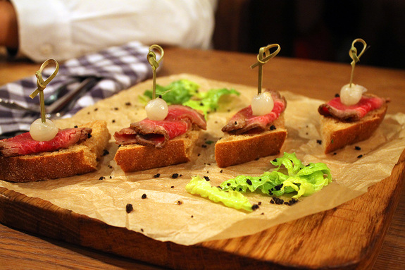 Ресторанная критика Якова Можаева: ресторан Double Grill & Bar 13 Ресторанная критика Якова Можаева: ресторан Double Grill & Bar 13