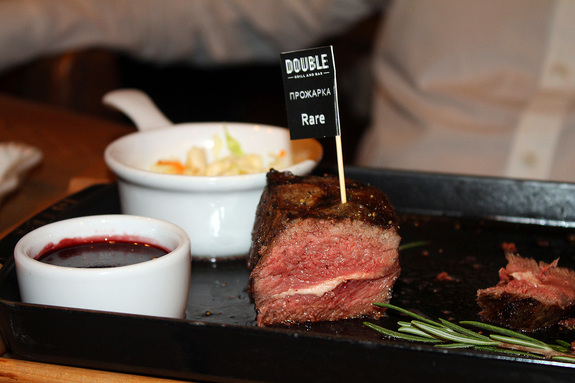 Ресторанная критика Якова Можаева: ресторан Double Grill & Bar 16 Ресторанная критика Якова Можаева: ресторан Double Grill & Bar 16