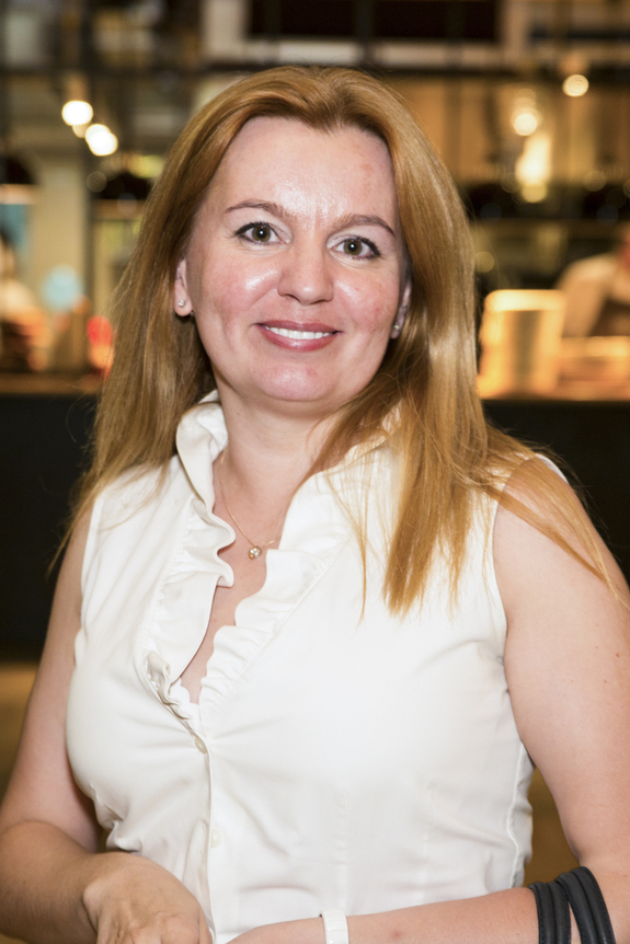 «Деловой квартал» провел первый экспертный совет по премии «Человек года» 21 «Деловой квартал» провел первый экспертный совет по премии «Человек года» 21