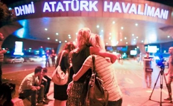 Что случилось с ростовской школьницей в стамбульском аэропорту во время путча 1 Что случилось с ростовской школьницей в стамбульском аэропорту во время путча 1