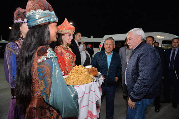 В Татарстан приехал губернатор Санкт-Петербурга Георгий Полтавченко 2 В Татарстан приехал губернатор Санкт-Петербурга Георгий Полтавченко 2