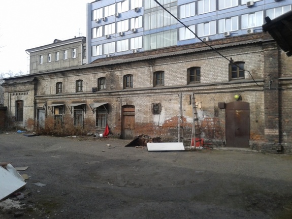 В Красноярске пытаются найти инвестора для бывшей городской больницы на улице Вейнбаума
1 В Красноярске пытаются найти инвестора для бывшей городской больницы на улице Вейнбаума
1