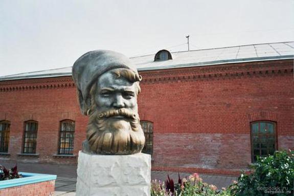 Подборка DK.RU: странные памятники в городах Красноярского края
3 Подборка DK.RU: странные памятники в городах Красноярского края
3