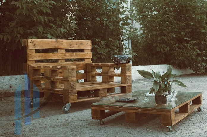 Татарстанские бизнесмены запустили производство дизайнерской мебели из поддонов 3 Татарстанские бизнесмены запустили производство дизайнерской мебели из поддонов 3