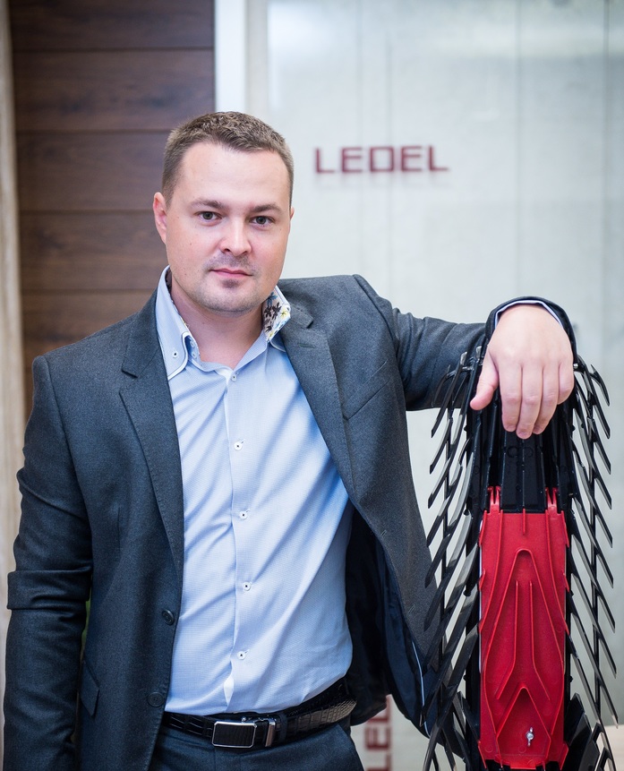 Артем Когданин, «LEDEL»: «Наш бизнес как религия» //ПРОФИ 1 Артем Когданин, «LEDEL»: «Наш бизнес как религия» //ПРОФИ 1