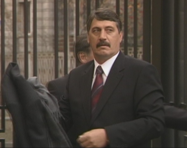 Красноярская прокуратура считает незаконным освобождение Валерия Грачева
1 Красноярская прокуратура считает незаконным освобождение Валерия Грачева
1