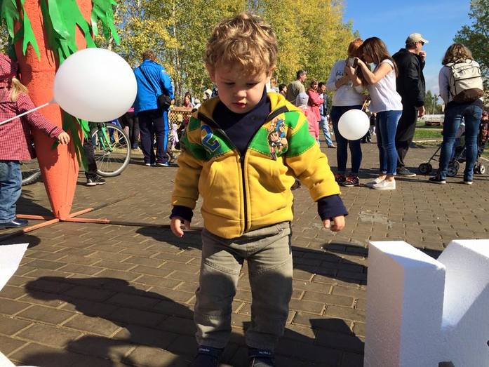 Красноярская семья проведет благотворительный праздник для всего города
1 Красноярская семья проведет благотворительный праздник для всего города
1