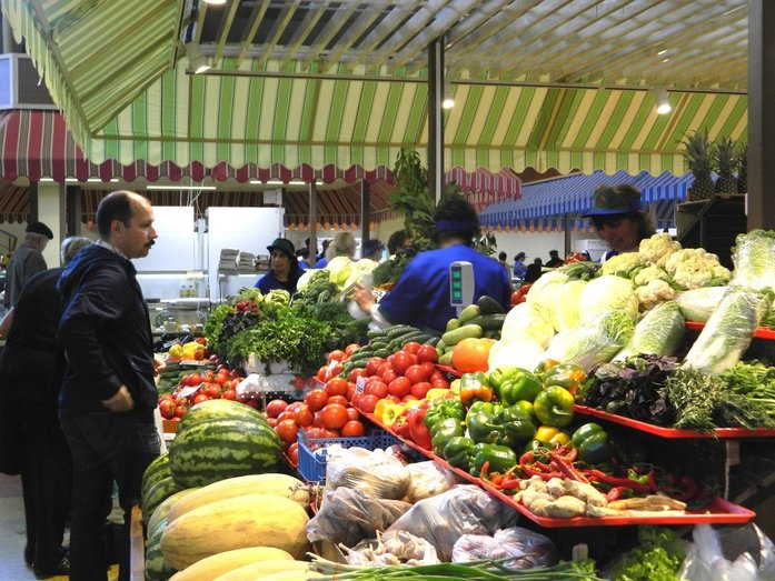 "Столица Нижний" вложила 440 млн руб. в открытие площадки "Торговые ряды "Жар-Птица" 3 "Столица Нижний" вложила 440 млн руб. в открытие площадки "Торговые ряды "Жар-Птица" 3