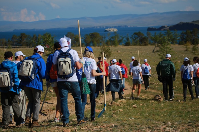 Большая уборка на Байкале: как я была корпоративным волонтером
1 Большая уборка на Байкале: как я была корпоративным волонтером
1