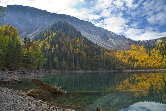 Тем, кто не любит летать: 8 маршрутов для осеннего путешествия на автобусе 2 Тем, кто не любит летать: 8 маршрутов для осеннего путешествия на автобусе 2