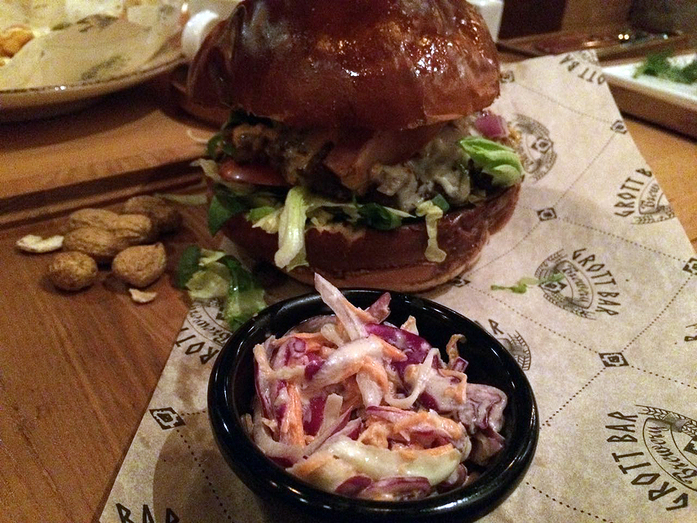 Ресторанная критика Якова Можаева: ресторан Grott Brewery Bar 20 Ресторанная критика Якова Можаева: ресторан Grott Brewery Bar 20