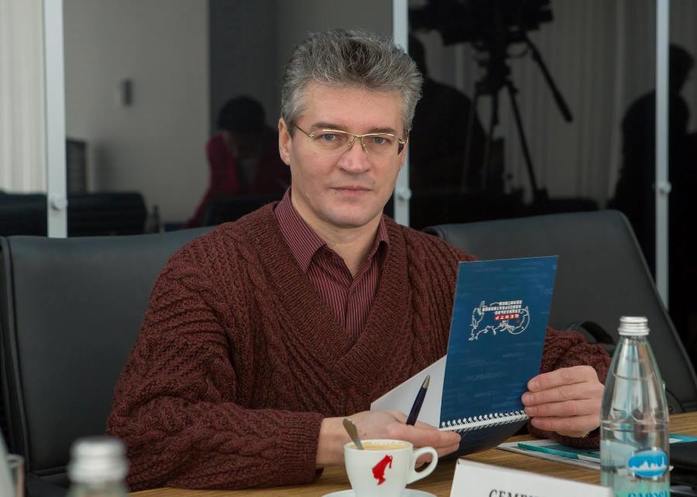 «Единственное слово – саботажники»: политологи о срыве заседания Заксобрания VI созыва 2 «Единственное слово – саботажники»: политологи о срыве заседания Заксобрания VI созыва 2