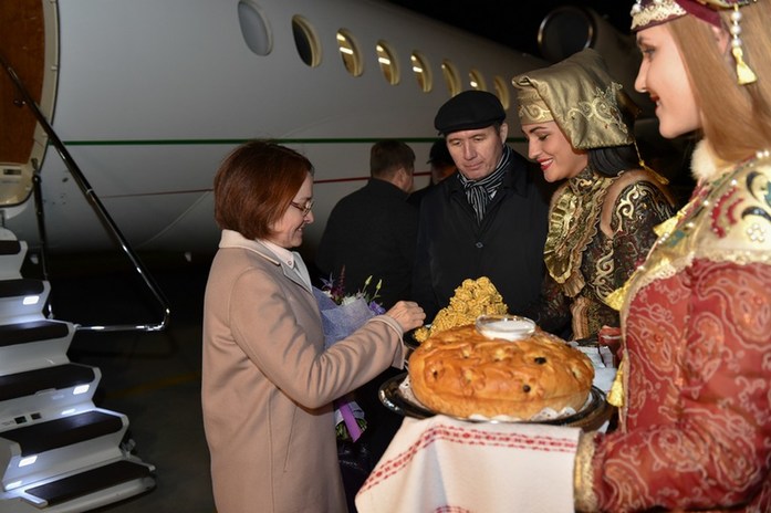 На форум FINOPOLIS 2016 в Казани прибыли Эльвира Набиуллина и Герман Греф 1 На форум FINOPOLIS 2016 в Казани прибыли Эльвира Набиуллина и Герман Греф 1