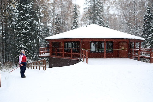 В красноярском заповеднике «Столбы» обсуждают открытие стационарного кафе
2 В красноярском заповеднике «Столбы» обсуждают открытие стационарного кафе
2