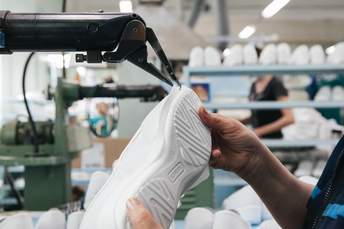 Владимир Денисенко, директор «Юничел»: «Бизнес — это лодка, которая плывет против течения» 3 Владимир Денисенко, директор «Юничел»: «Бизнес — это лодка, которая плывет против течения» 3