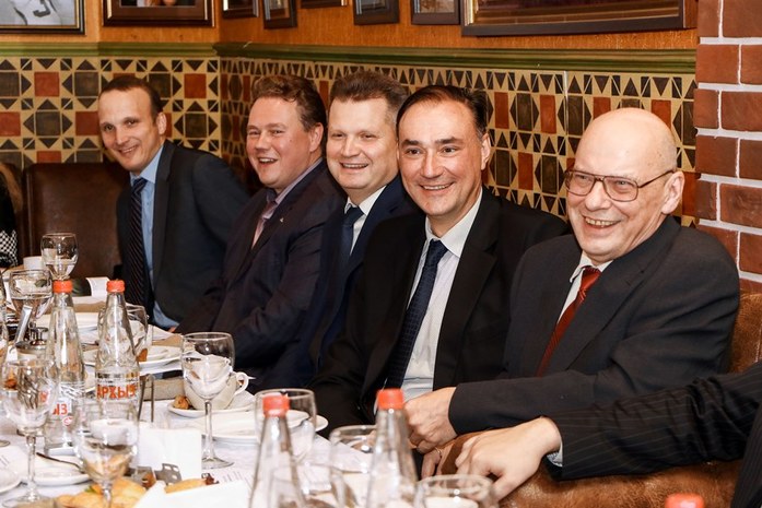 "Банковская розница уходит в чаты": итоги читательского совета "ДК" для банков 3 "Банковская розница уходит в чаты": итоги читательского совета "ДК" для банков 3