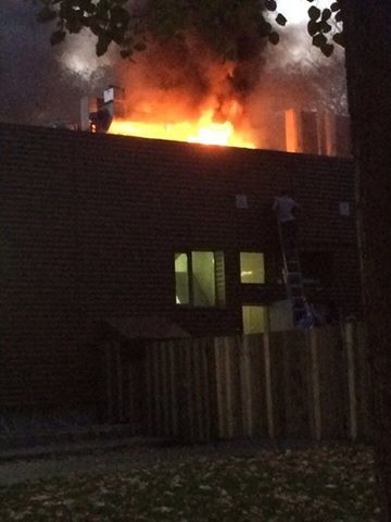 В Ростове-на-Дону горел ресторан "Ялла" 1 В Ростове-на-Дону горел ресторан "Ялла" 1