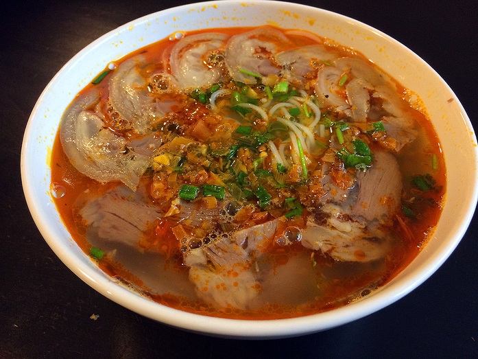 Ресторанная критика Якова Можаева: кафе вьетнамской кухни VietMon 10 Ресторанная критика Якова Можаева: кафе вьетнамской кухни VietMon 10