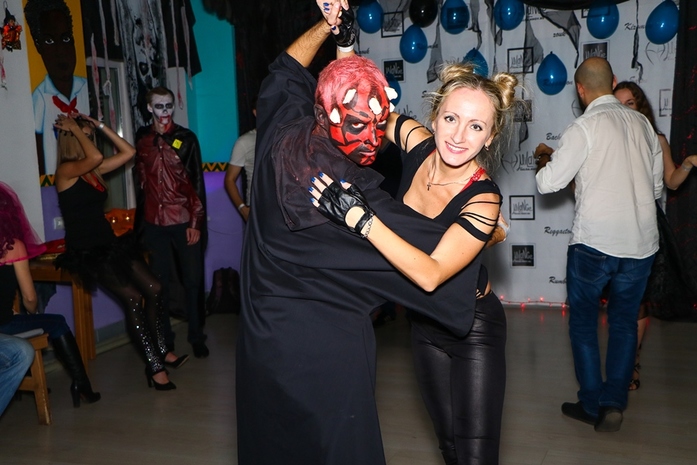 "Хэллоуин" в нижегородской студии социальных танцев: ФОТОРЕПОРТАЖ 8 "Хэллоуин" в нижегородской студии социальных танцев: ФОТОРЕПОРТАЖ 8