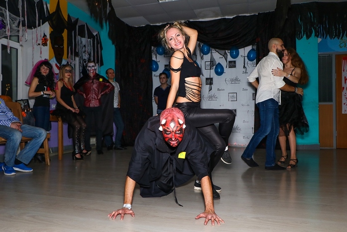 "Хэллоуин" в нижегородской студии социальных танцев: ФОТОРЕПОРТАЖ 9 "Хэллоуин" в нижегородской студии социальных танцев: ФОТОРЕПОРТАЖ 9