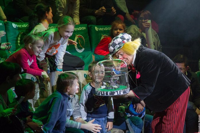 "Деловой квартал" публикует фотографии с последних гастролей "Солнечного клоуна" 6 "Деловой квартал" публикует фотографии с последних гастролей "Солнечного клоуна" 6