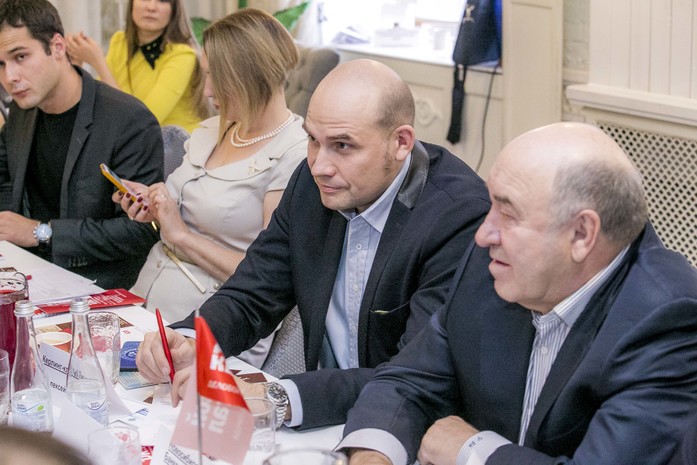 «Деловой квартал» провел последний экспертный совет по премии «Человек года-2016» 19 «Деловой квартал» провел последний экспертный совет по премии «Человек года-2016» 19