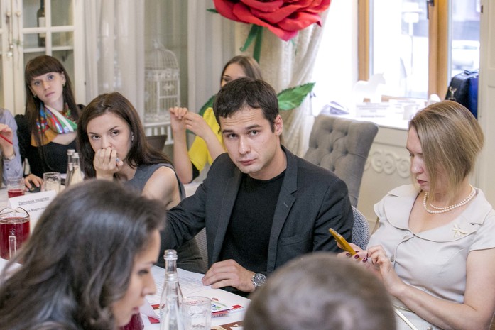 «Деловой квартал» провел последний экспертный совет по премии «Человек года-2016» 20 «Деловой квартал» провел последний экспертный совет по премии «Человек года-2016» 20