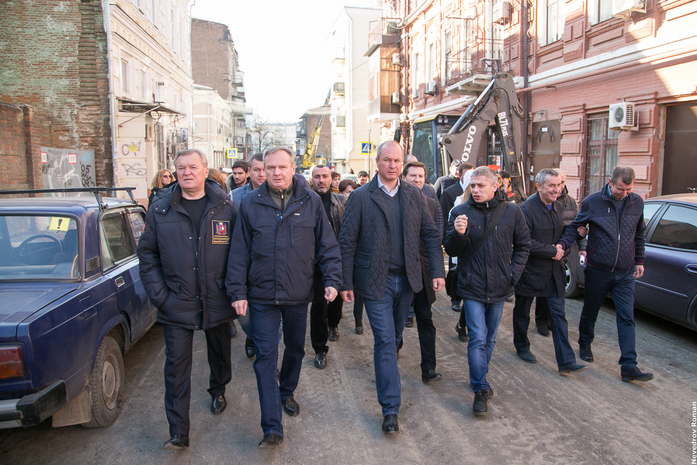 Виталий Кушнарёв совершил первый объезд города 3 Виталий Кушнарёв совершил первый объезд города 3