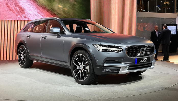 Первый в мире трехколесный автомобиль запустят в серию 3 Первый в мире трехколесный автомобиль запустят в серию 3