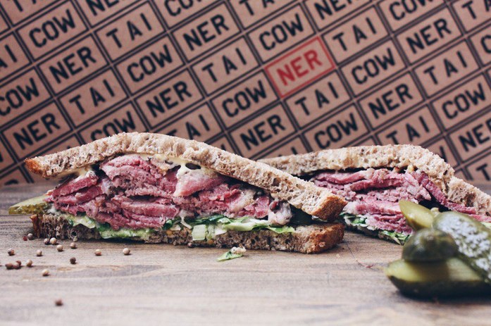 В Новосибирске появился новый стритфуд на мраморной говядине 1 В Новосибирске появился новый стритфуд на мраморной говядине 1