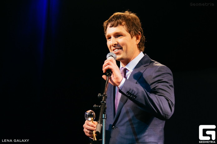 Премия «Человек года» попала в объектив проекта Geometria 6 Премия «Человек года» попала в объектив проекта Geometria 6