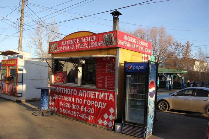 "Неделя длинных ковшей": в Канавине до 1 декабря демонтируют более ста ларьков 1 "Неделя длинных ковшей": в Канавине до 1 декабря демонтируют более ста ларьков 1