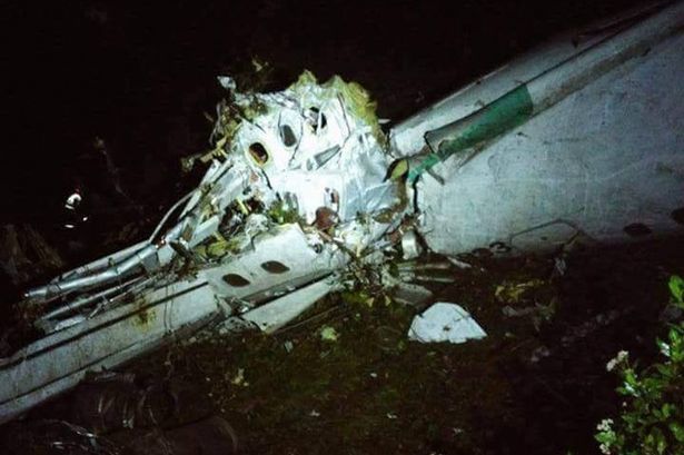 Крушение самолета в Колумбии: фото с места трагедии 2 Крушение самолета в Колумбии: фото с места трагедии 2