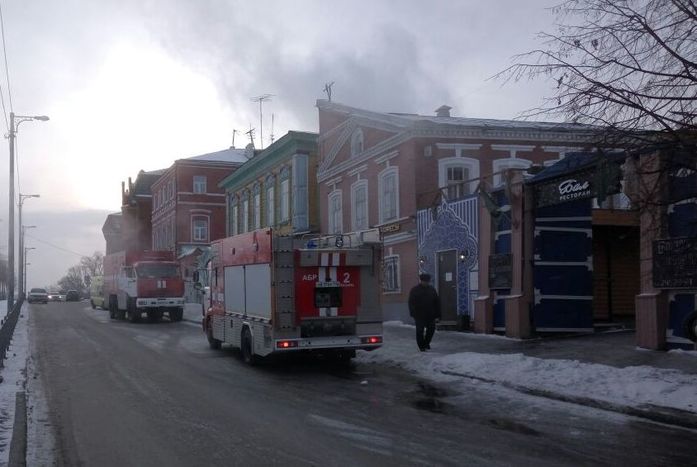 В Старо-Татарской слободе Казани произошёл пожар в гостинице, один человек погиб 1 В Старо-Татарской слободе Казани произошёл пожар в гостинице, один человек погиб 1