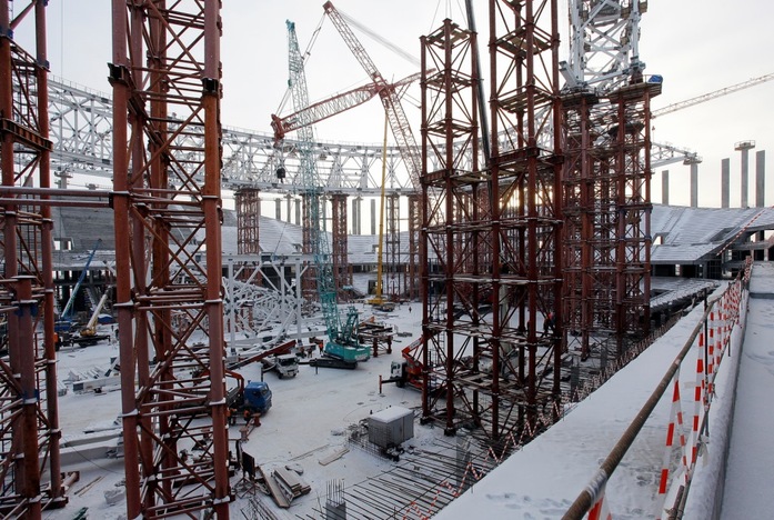 Над зоной фойе стадиона "Нижний Новгород" начали монтировать крышу 1 Над зоной фойе стадиона "Нижний Новгород" начали монтировать крышу 1