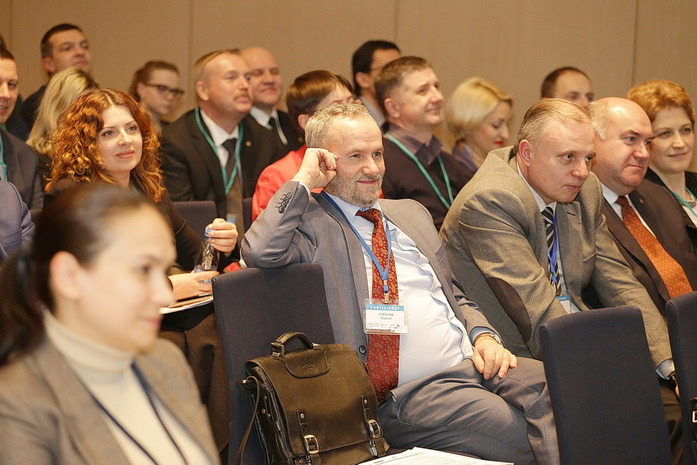 Дмитрий Попов: «Мы не фантазируем о сборке iPhone в Свердловской области» 4 Дмитрий Попов: «Мы не фантазируем о сборке iPhone в Свердловской области» 4