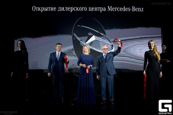 В честь 15-летия КЛЮЧАВТО открыл новый «Мерседес-Бенц Центр Запад» в Ростове-на-Дону 4 В честь 15-летия КЛЮЧАВТО открыл новый «Мерседес-Бенц Центр Запад» в Ростове-на-Дону 4
