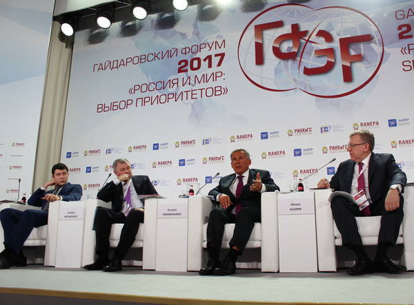 Рустам Минниханов выступил в Москве против «раскулачивания» регионов-доноров 1 Рустам Минниханов выступил в Москве против «раскулачивания» регионов-доноров 1