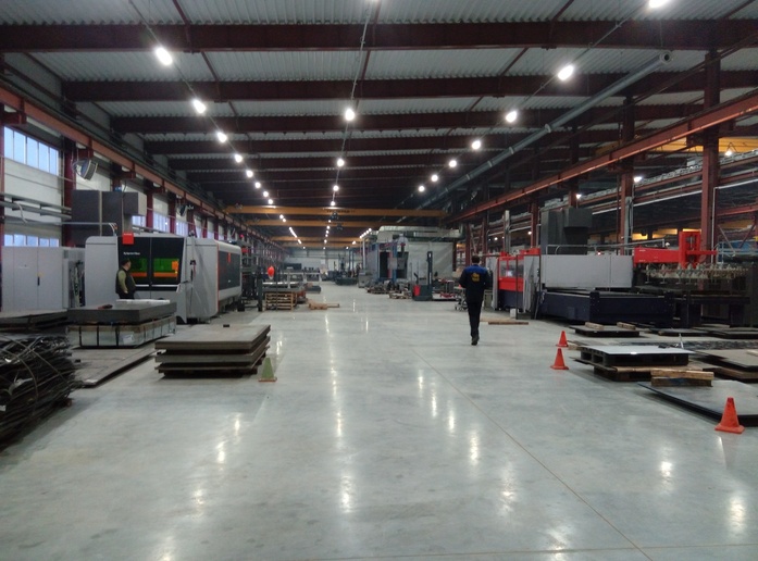 Заводы – за город. Компрессорный завод переехал из Челябинска за 1 млрд руб. 2 Заводы – за город. Компрессорный завод переехал из Челябинска за 1 млрд руб. 2