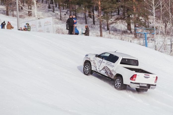 Toyota Hilux и Федор Конюхов устанавливают новый мировой рекорд 4 Toyota Hilux и Федор Конюхов устанавливают новый мировой рекорд 4