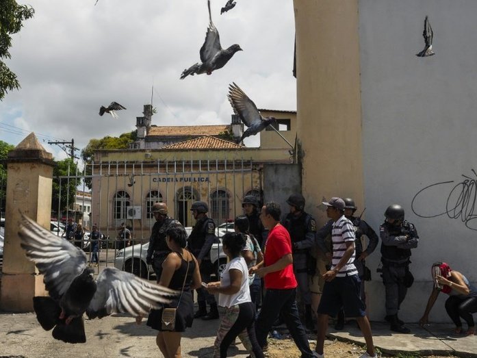 Для тех, кто любит пощекотать нервы: 10 самых опасных туристических направлений 7 Для тех, кто любит пощекотать нервы: 10 самых опасных туристических направлений 7